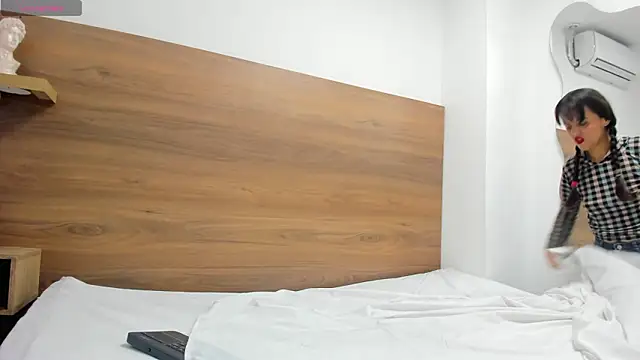 luz-miiaa online show from 02/28/26, 11:33