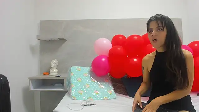 luz-miiaa online show from 03/04/26, 11:38