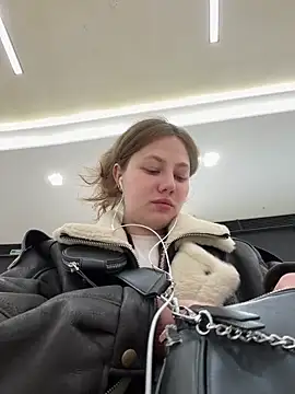 AsynaYuuki online show from 03/06/26, 10:34