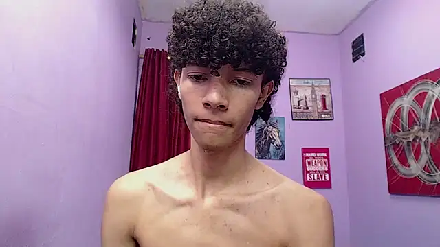 bigcock twinks online show from 04/17/26, 12:13