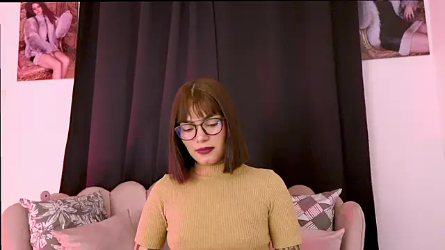 Snapshot of dakotacollins_ chatting on 06/25/26, 04:45 dakotacollins online show from 06/25/26, 04:45