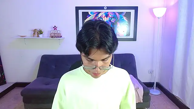 Snapshot of Maecum18 chatting on 02/25/26, 08:51 Maecum18 online show from 02/25/26, 08:51