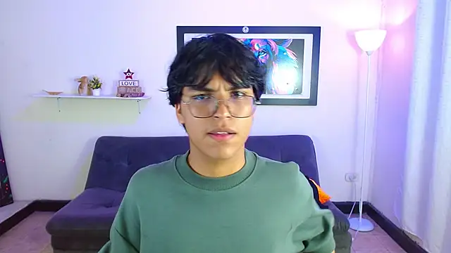 Snapshot of Maecum18 chatting on 03/03/26, 09:21 Maecum18 online show from 03/03/26, 09:21