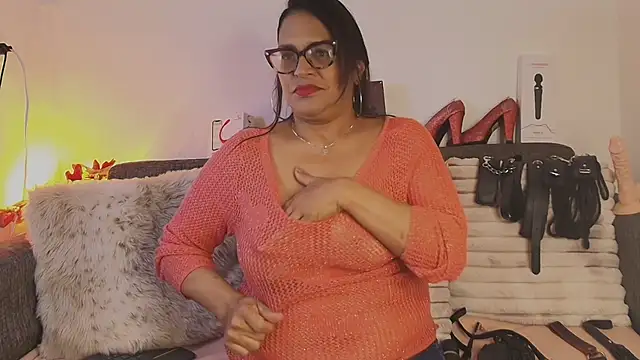 Angela mature49 online show from 04/10/26, 03:45