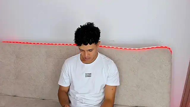  Alex Colton online show from 04/08/26, 10:10