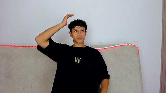 Alex Colton online show from 04/29/26, 10:05