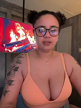 Snapshot of BabyChanntal chatting on 02/18/26, 09:44 BabyChanntal online show from 02/18/26, 09:44