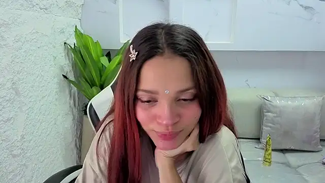 Snapshot of aurora_tp chatting on 02/07/26, 02:15 aurora tp online show from 02/07/26, 02:15