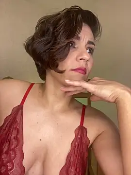 eva luz online show from 02/16/26, 09:44