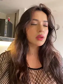 Snapshot of foxxy_lover chatting on 04/04/26, 06:05 foxxy lover online show from 04/04/26, 06:05