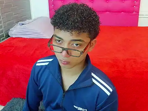 philipsex28 online show from 02/05/26, 07:29