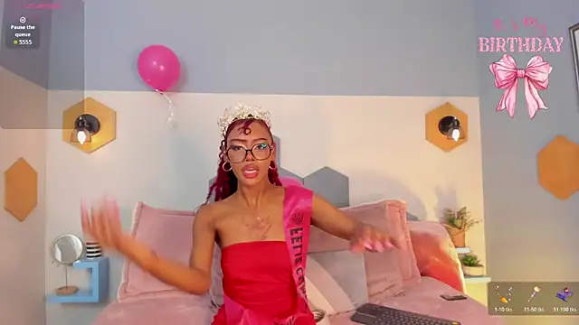 Snapshot of Afrodita_sweeet chatting on 02/12/26, 08:48 Afrodita sweeet online show from 02/12/26, 08:48