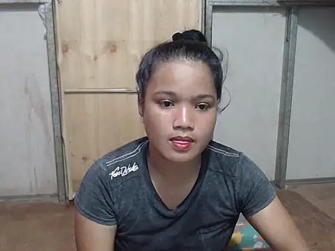 Snapshot of yummydelitex chatting on 03/02/26, 08:32 yummydelitex online show from 03/02/26, 08:32