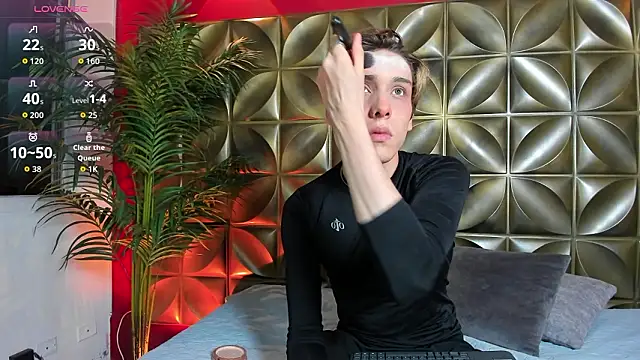 DannyParker  online show from 02/06/26, 04:06