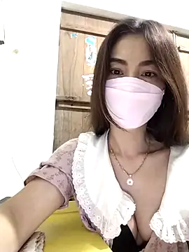 Baby-sexytits2026 online show from 04/08/26, 09:04