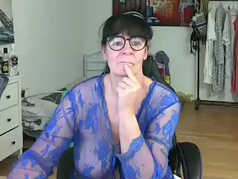 Sylly online show from 03/02/25, 11:39