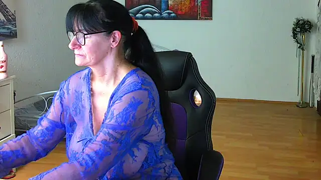 Sylly online show from 03/08/26, 08:29