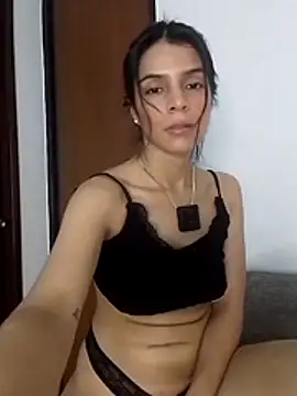 Snapshot of EvaMiranda chatting on 07/08/26, 03:11 EvaMiranda online show from 07/08/26, 03:11