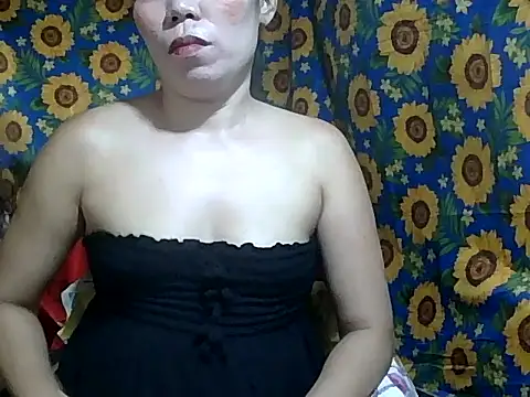 Snapshot of Sexy_HotPussy4u chatting on 05/08/26, 01:00 Sexy HotPussy4u online show from 05/08/26, 01:00