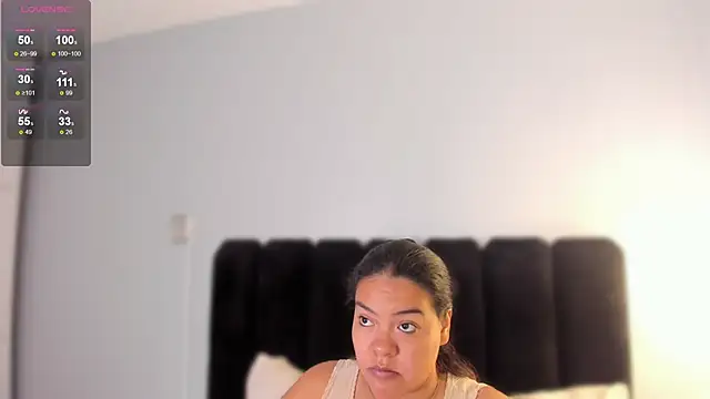 Snapshot of Amaranoir- chatting on 02/13/26, 04:08 Amaranoir- online show from 02/13/26, 04:08