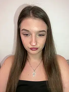 Green eyes lady online show from 07/28/26, 06:20