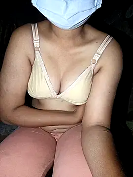 Snapshot of Sexy_--2 chatting on 02/19/26, 06:26 Sexy --2 online show from 02/19/26, 06:26