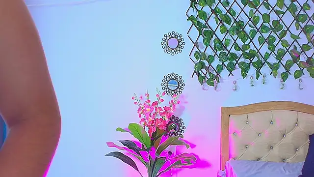 Miabunny    online show from 03/02/26, 05:08