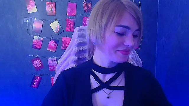 CuttieEmma online show from 03/07/26, 12:35