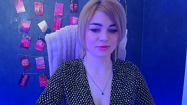 CuttieEmma online show from 03/20/26, 06:35