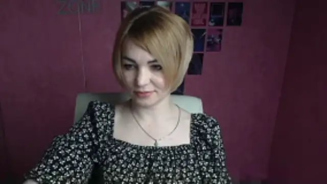 CuttieEmma online show from 04/27/26, 05:49