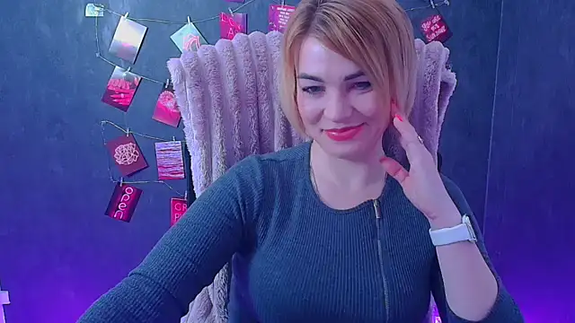 CuttieEmma online show from 04/29/26, 05:55
