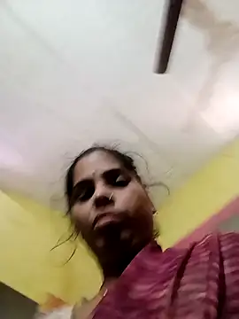 Snapshot of Priyakoli4568 chatting on 02/21/26, 03:29 Priyakoli4568 online show from 02/21/26, 03:29