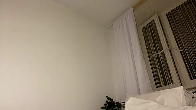 lil kittty online show from 03/15/26, 09:43