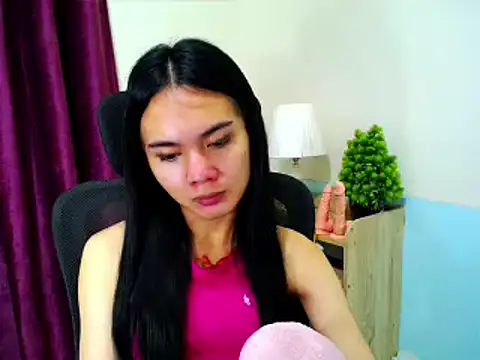 Snapshot of devine_goddess chatting on 02/20/26, 01:11 devine goddess online show from 02/20/26, 01:11