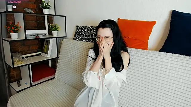 CosmicGleam online show from 03/19/26, 09:08