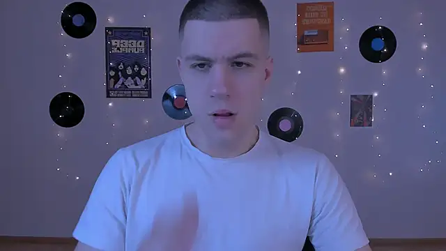 Snapshot of neo_raze chatting on 03/03/26, 08:26 neo raze online show from 03/03/26, 08:26