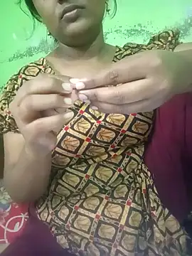 Romantic-Couple999 online show from 03/20/26, 09:36