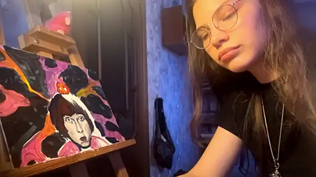 Snapshot of EdythRozier chatting on 02/04/26, 12:11 EdythRozier online show from 02/04/26, 12:11