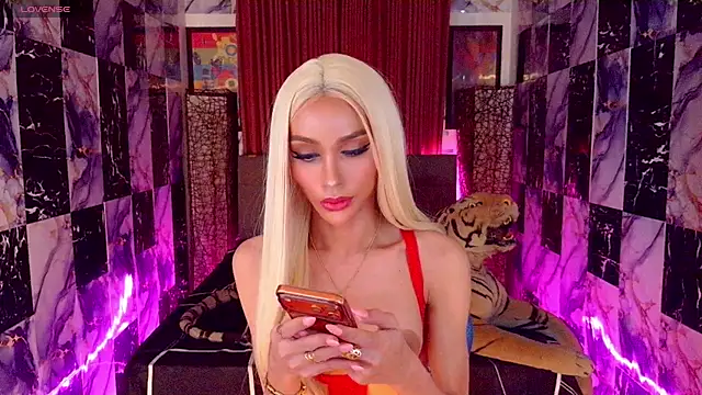 SeductiveSamanthaTS online show from 03/31/26, 10:04