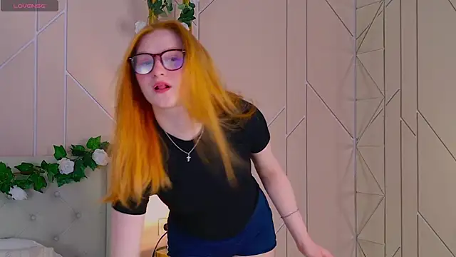 AmandaWatts online show from 04/12/26, 05:12