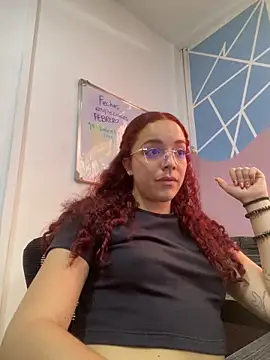 Miss Dior2 online show from 02/12/26, 04:35