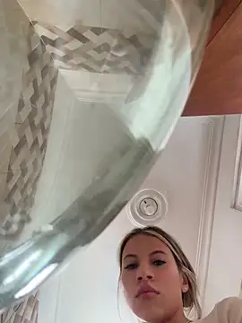 Mia Rosee1 online show from 07/15/26, 07:08