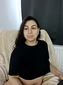 Snapshot of AbellaDesiree chatting on 04/01/26, 04:46 AbellaDesiree online show from 04/01/26, 04:46