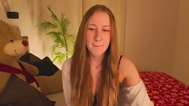 Snapshot of CassieReborn chatting on 02/07/26, 09:18 CassieReborn online show from 02/07/26, 09:18