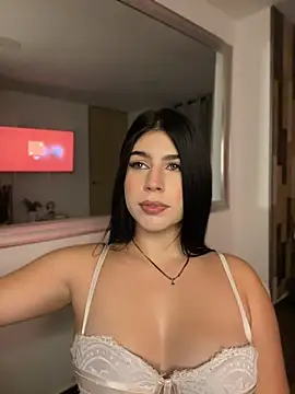 Snapshot of _HannahFox_ chatting on 08/03/26, 11:30 HannahFox online show from 08/03/26, 11:30