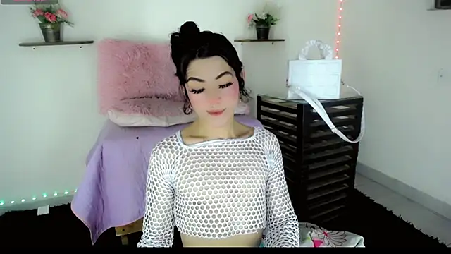 Snapshot of NathalialLooes chatting on 02/12/26, 10:27 NathalialLooes online show from 02/12/26, 10:27