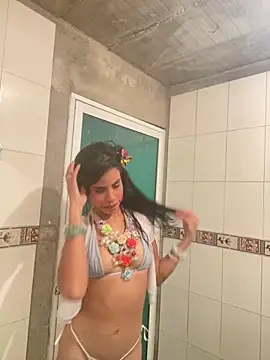 Snapshot of canela_salvaje chatting on 02/11/26, 08:36 canela salvaje online show from 02/11/26, 08:36