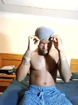 Snapshot of -HIIM- chatting on 02/16/26, 11:23 -HIIM- online show from 02/16/26, 11:23