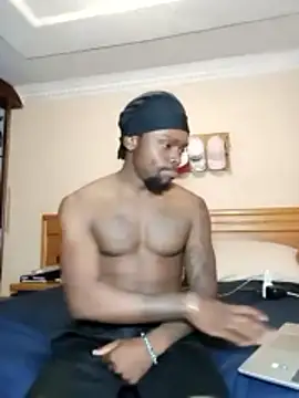 Snapshot of -HIIM- chatting on 02/19/26, 04:52 -HIIM- online show from 02/19/26, 04:52