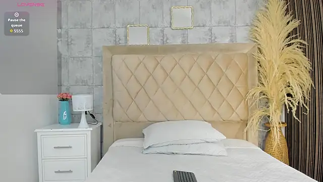 CleoFoxx  online show from 03/27/26, 01:00